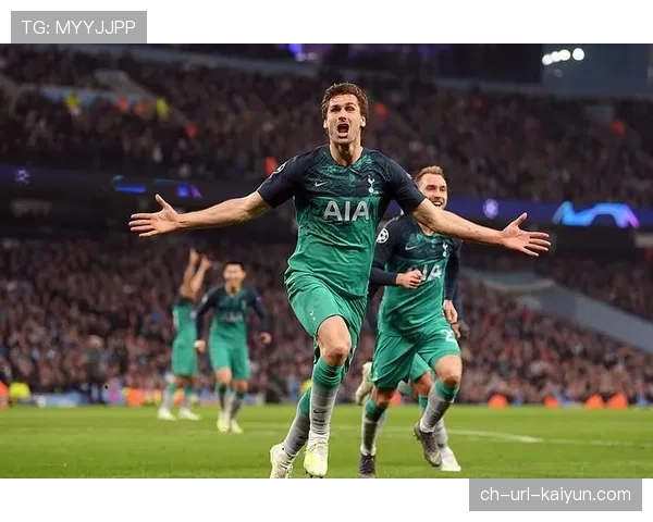 通讯：绝杀后被VAR吹掉，克莱蒙球员赛后久久伫立场边